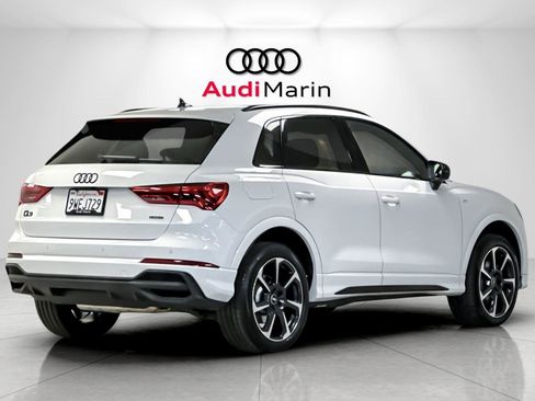 Certified 2025 Audi Q3 2.0T Premium Plus w/ Premium Plus Package image 5