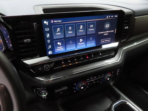 Used 2023 Chevrolet Silverado 1500 High Country image 16