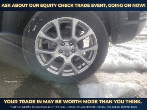 Used 2022 Jeep Compass Latitude AWD/4WD image 16