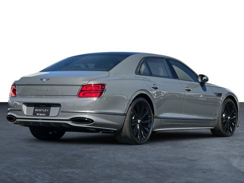 New 2025 Bentley Flying Spur Plug-In Hybrid image 7