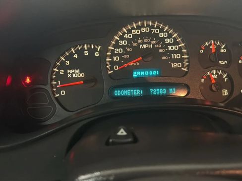 Used 2005 GMC Sierra 1500 SLE w/ Light Duty Power Package RWD image 11
