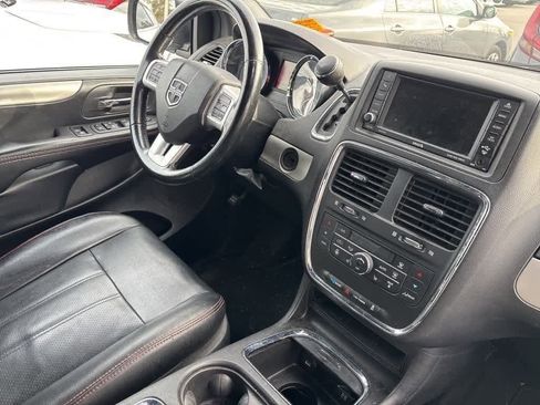 Used 2019 Dodge Grand Caravan GT image 7