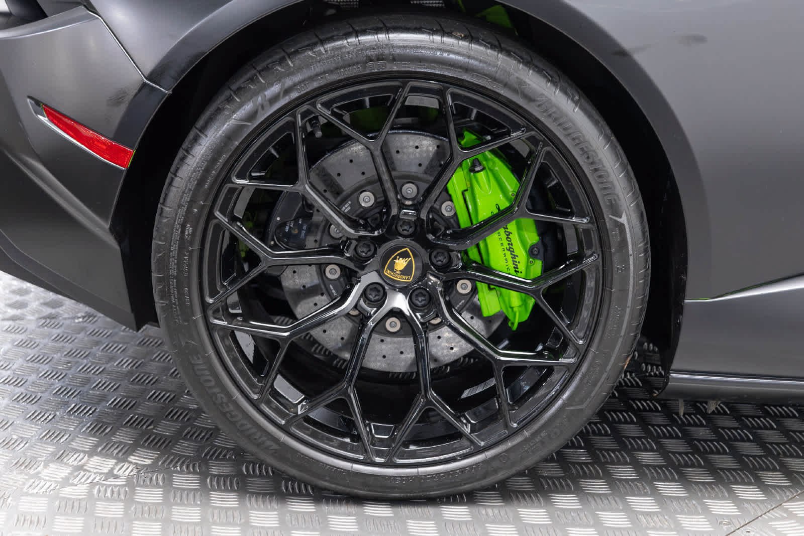Used 2023 Lamborghini Huracan Tecnica RWD image 44