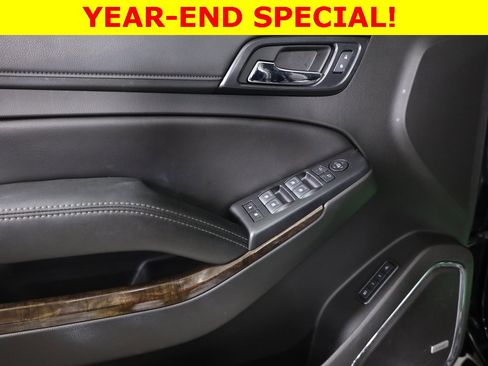 Used 2018 Chevrolet Suburban LT image 10