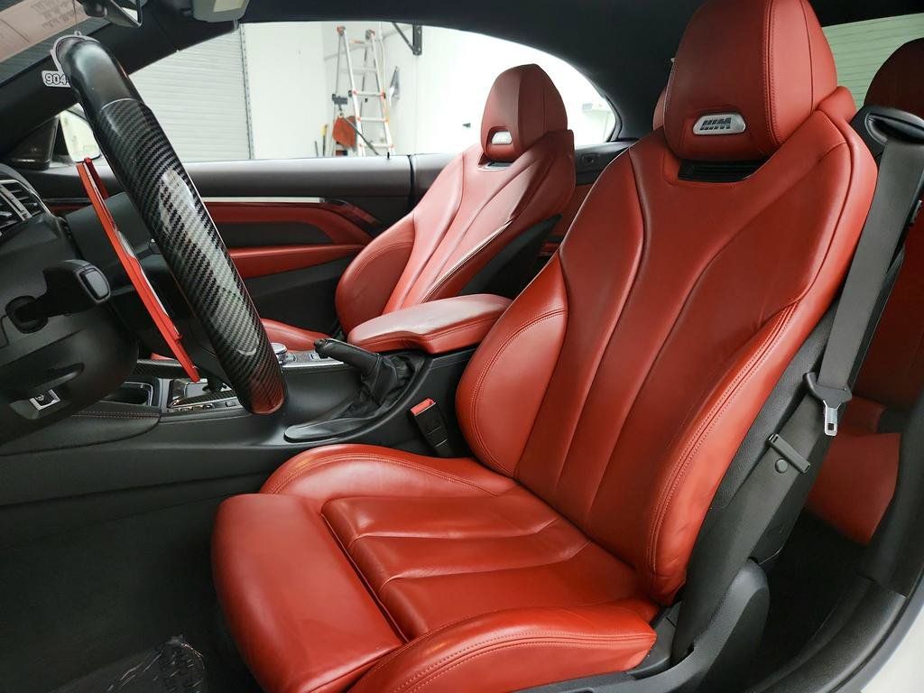 Used 2016 BMW M4 Convertible RWD image 13