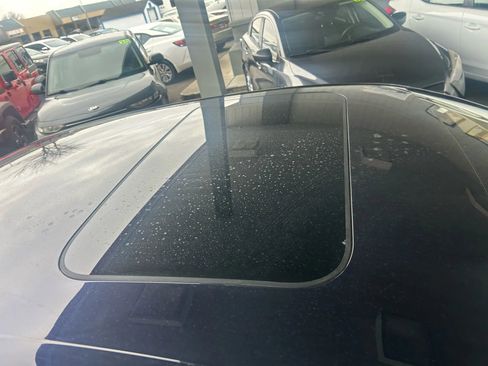 Used 2015 Bentley Flying Spur V8 image 4