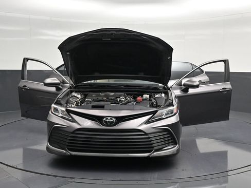 Used 2023 Toyota Camry LE FWD image 37
