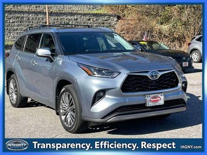 Used 2021 Toyota Highlander Platinum
