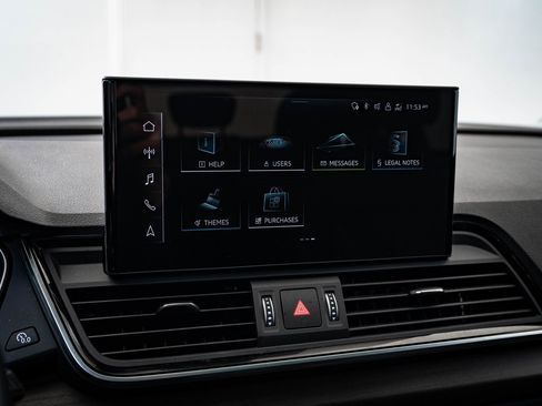 Used 2023 Audi Q5 2.0T Premium w/ Convenience Package image 32