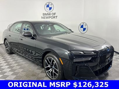 Used 2025 BMW 760i xDrive w/ Premium Package