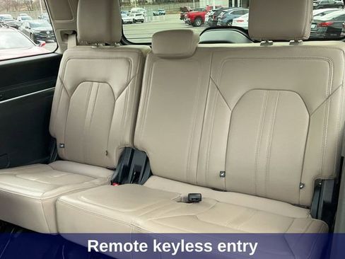 Used 2024 Ford Expedition Limited image 24