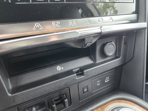 Used 2023 Nissan Armada SL w/ Captain's Chairs Package AWD/4WD image 36