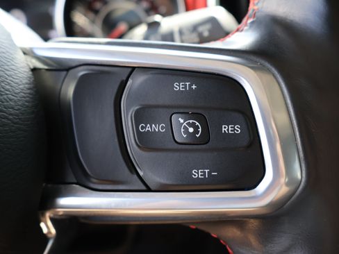 Used 2019 Jeep Wrangler Unlimited Rubicon AWD/4WD image 38