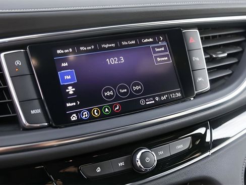 Used 2024 Buick Enclave Avenir w/ Avenir Technology Package image 16