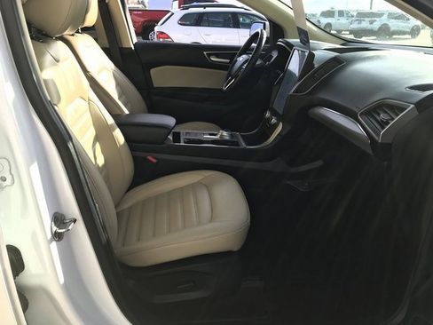 Certified 2021 Ford Edge SEL w/ Convenience Package image 15
