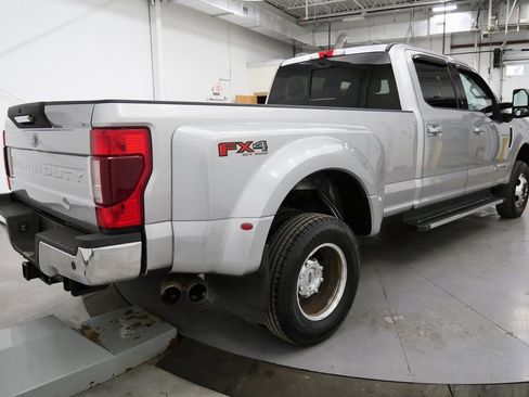 Used 2021 Ford F350 Lariat w/ Lariat Value Package image 7