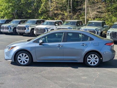 Used 2024 Toyota Corolla LE image 4
