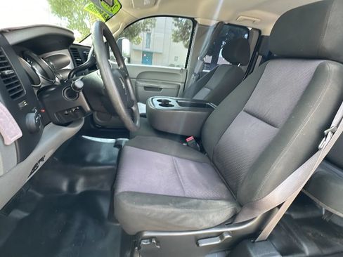Used 2011 Chevrolet Silverado 2500 W/T RWD image 14