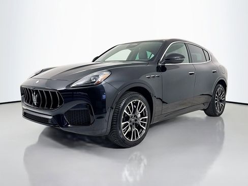Used 2025 Maserati Grecale GT AWD/4WD image 4