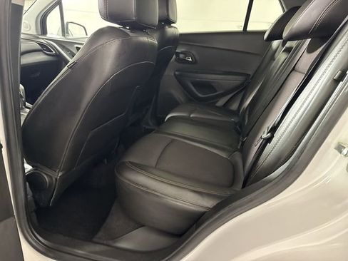 Used 2017 Chevrolet Trax LT w/ Driver Confidence Package image 22