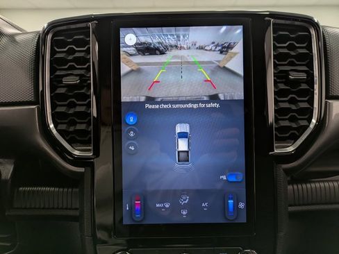 Used 2024 Ford Ranger XLT w/ FX4 Off-Road Package image 12