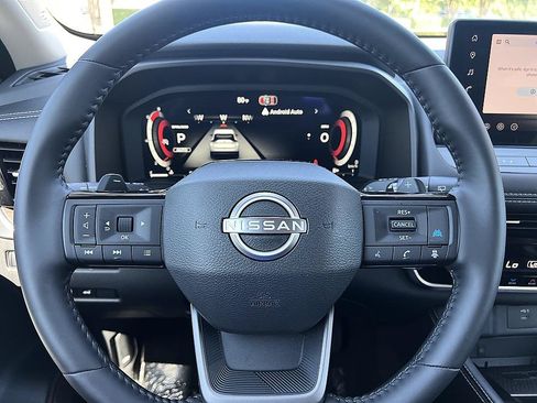 Used 2026 Nissan Rogue Platinum w/ Platinum Premium Package AWD/4WD image 23