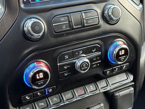 Used 2020 GMC Sierra 1500 AT4 w/ AT4 Premium Package image 23