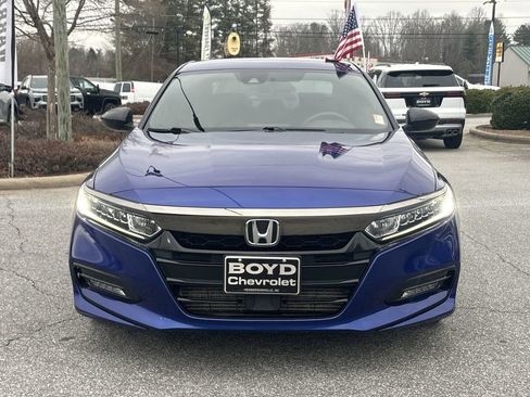 Used 2019 Honda Accord Sport image 4