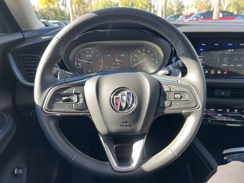 Used 2022 Buick Envision Preferred image 18