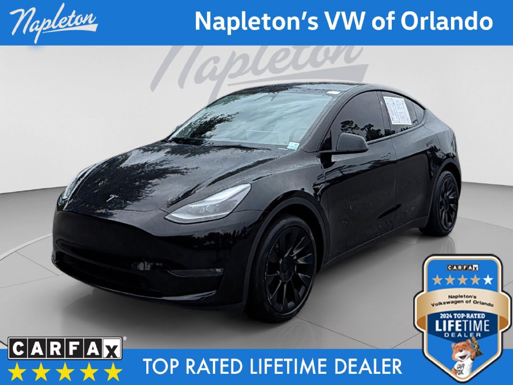 Used 2023 Tesla Model Y Long Range AWD/4WD image 1