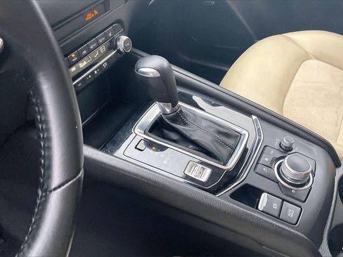 Used 2019 MAZDA CX-5 Touring image 17