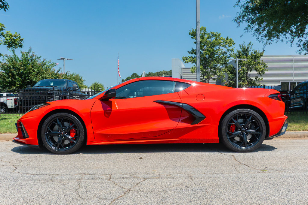 Used 2021 Chevrolet Corvette Stingray Preferred Cpe w/ Z51 Performance Package RWD image 11
