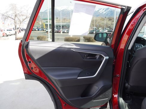 Certified 2025 Toyota RAV4 LE image 20