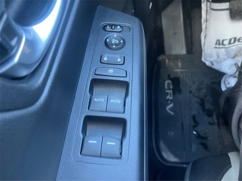 Used 2024 Honda CR-V EX image 34