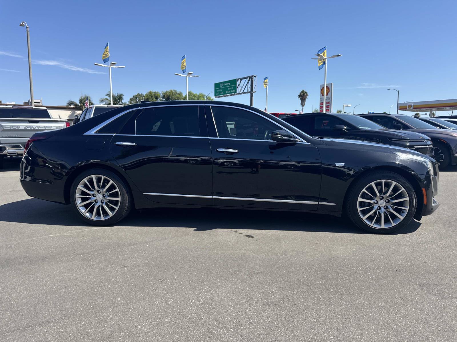 Used 2018 Cadillac CT6 Premium Luxury AWD/4WD image 4