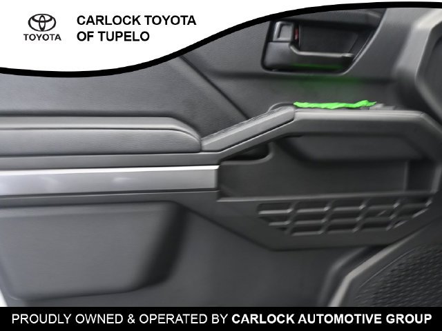 Used 2025 Toyota Tacoma SR5 AWD/4WD image 21