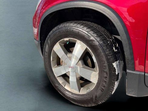 Used 2011 GMC Acadia SLT image 31