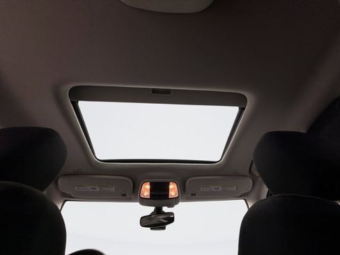 Used 2022 Dodge Durango SXT w/ Anodized Platinum Package image 17