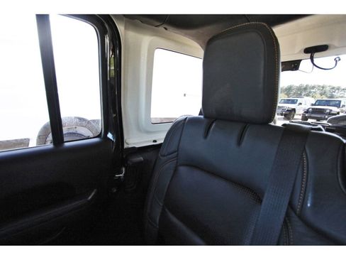 Used 2023 Jeep Wrangler Sport S image 14