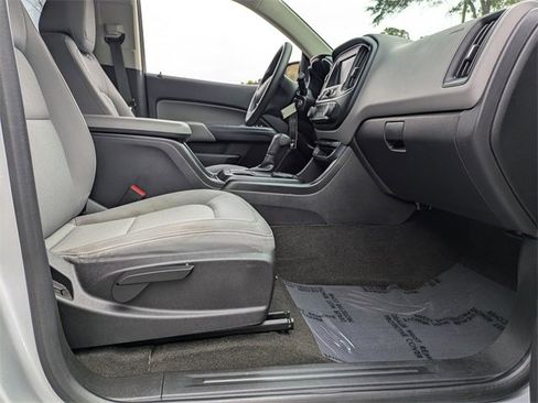 Used 2018 Chevrolet Colorado W/T w/ WT Convenience Package image 3