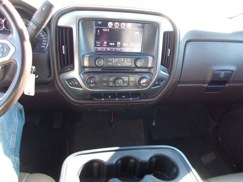 Used 2017 Chevrolet Silverado 1500 LTZ image 11