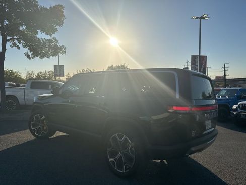 Used 2023 Rivian R1S Adventure image 78