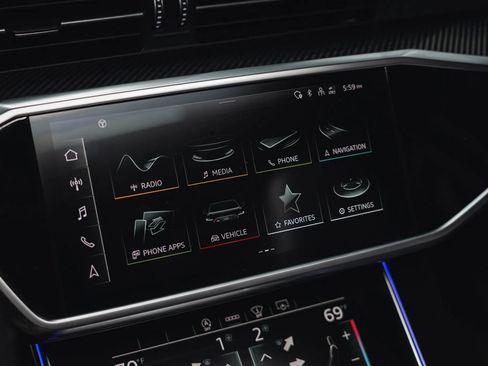 Used 2021 Audi RS 6 w/ Carbon Optic Package AWD/4WD image 57