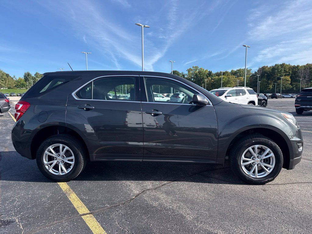 Certified 2017 Chevrolet Equinox LS AWD/4WD image 18