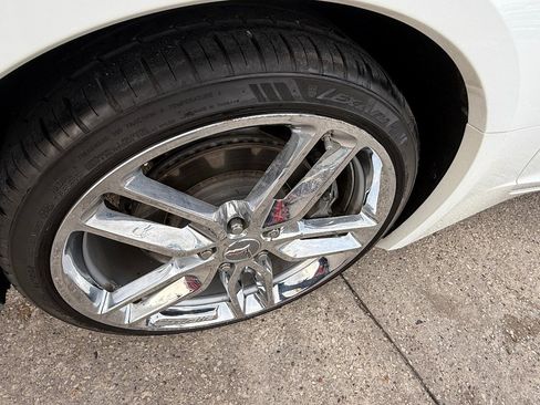 Used 2018 Chevrolet Corvette Stingray Coupe w/ 2LT Preferred Equipment Group image 12