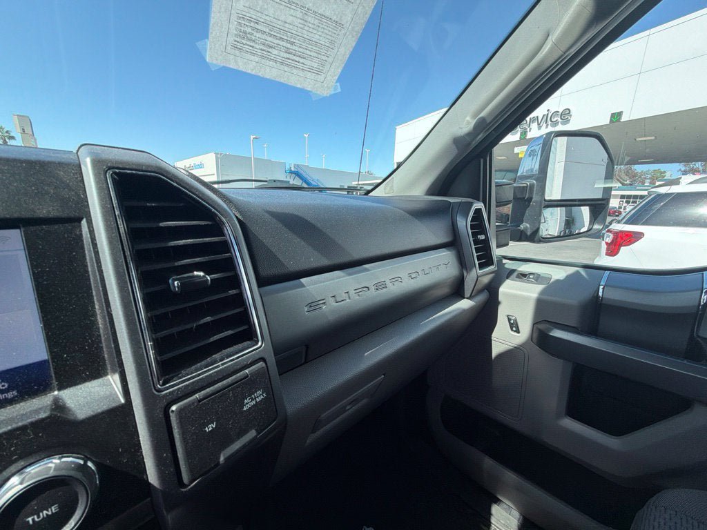 Used 2021 Ford F350 XLT AWD/4WD image 16