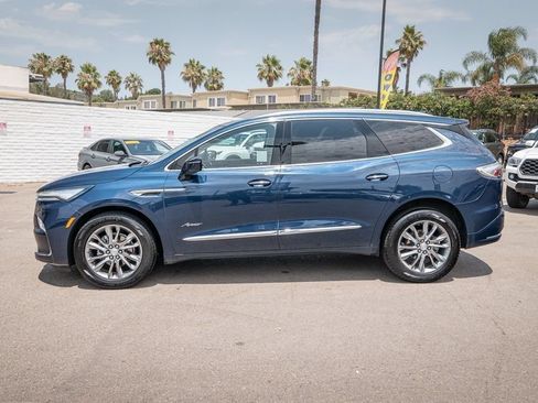 Used 2022 Buick Enclave Avenir w/ Avenir Technology Package AWD/4WD image 10
