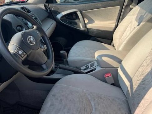 Used 2012 Toyota RAV4 4WD w/ Value Pkg image 5