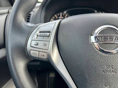 Used 2016 Nissan Altima 2.5 S w/ Power Driver Seat Package image 21