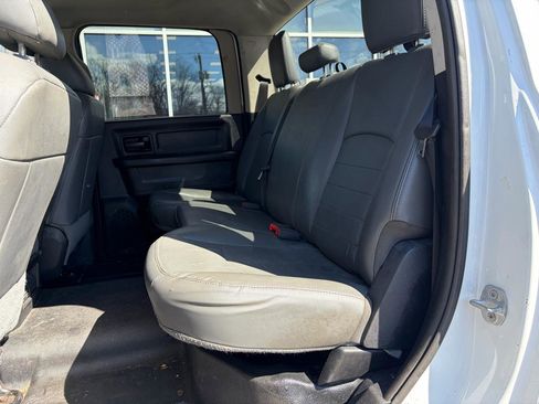 Used 2014 RAM 2500 ST image 34